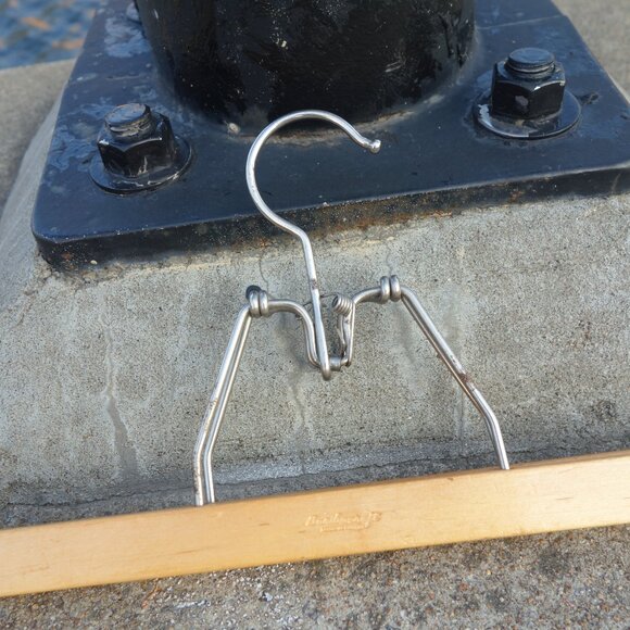 Vintage Baribocraft Made in Canada Wood Pants Hanger - Picture 2 of 13